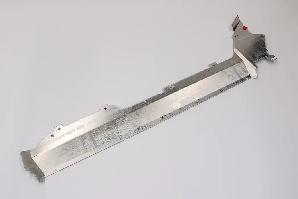 Pohjan suojalevy. oikea (tila-auto) VW T7