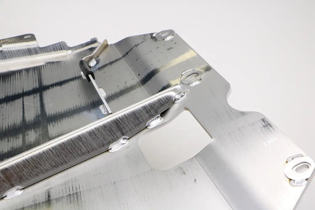 Moottorin ja vaihteiston suojalevy (tila-auto) VW T7