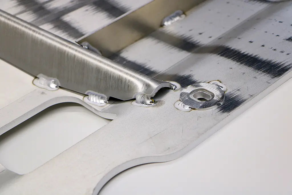 Moottorin ja vaihteiston suojalevy(pakettiauto) VW T7